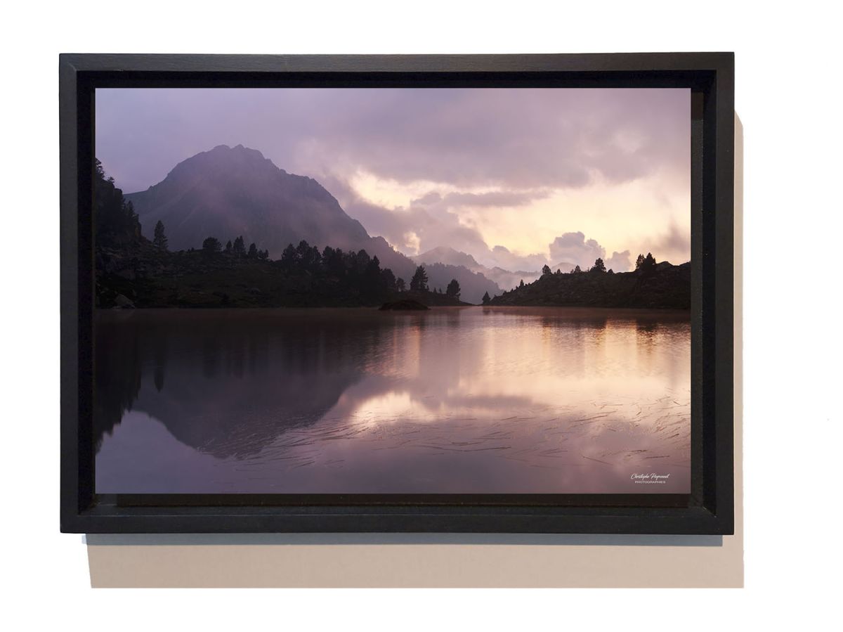 Lumières du couchant sur le lac de Tracens - Pyrénées